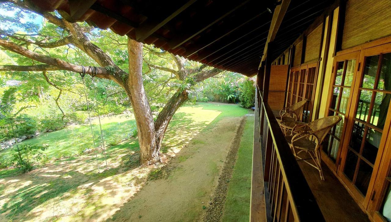 Dunes Unawatuna Hotel Exterior foto