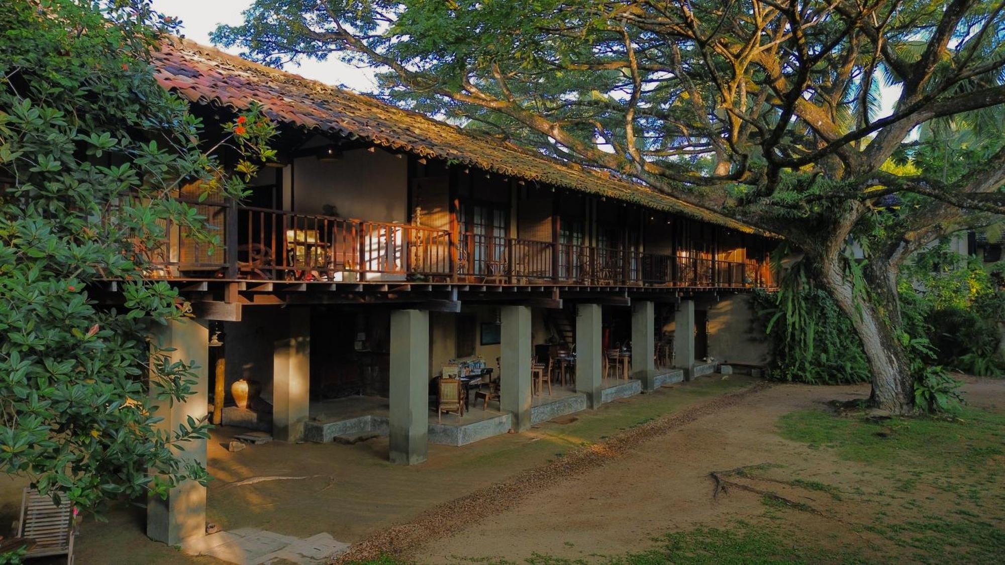 Dunes Unawatuna Hotel Exterior foto
