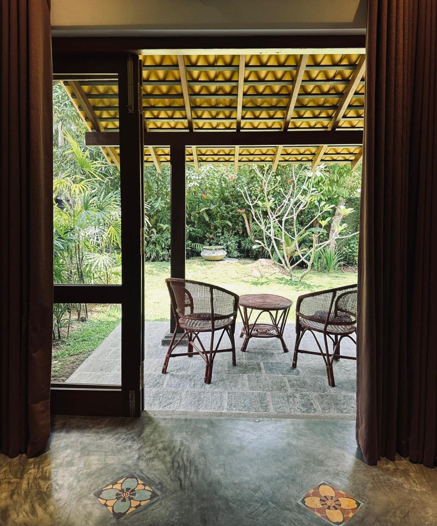 Dunes Unawatuna Hotel Exterior foto